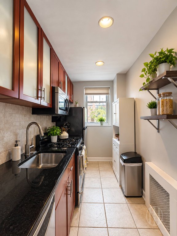 50-15 39th Street, Unit 4d photo 10