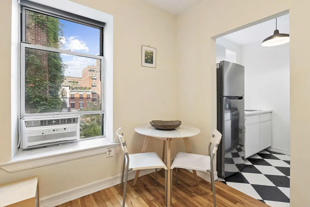 317 East 3rd Street, Unit 11 photo 3
