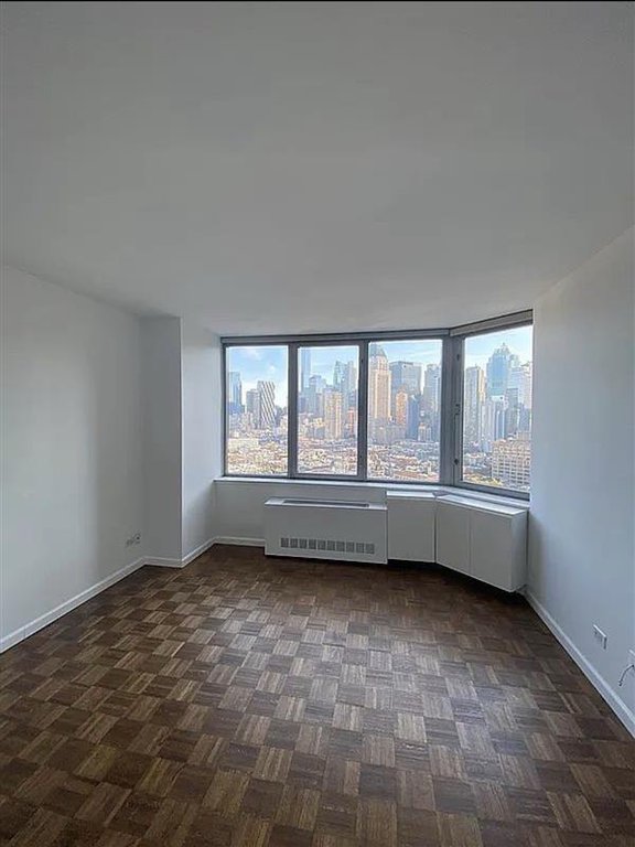 500 West 43rd Street, Unit 27E photo 5