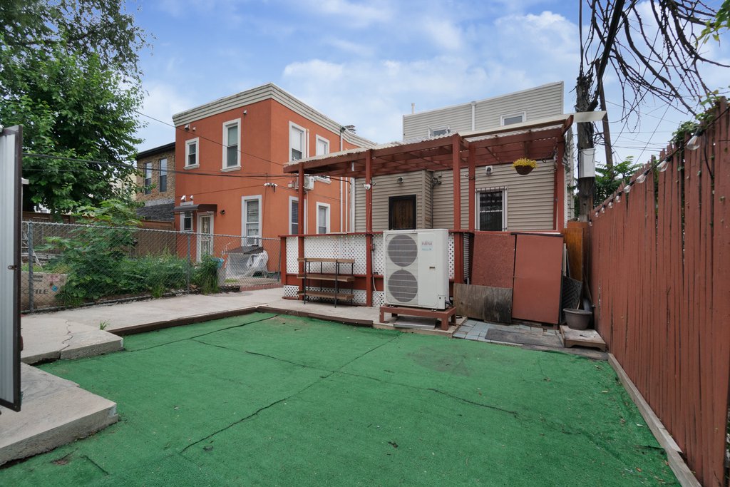30-92 42nd Street – For Sale photo 40