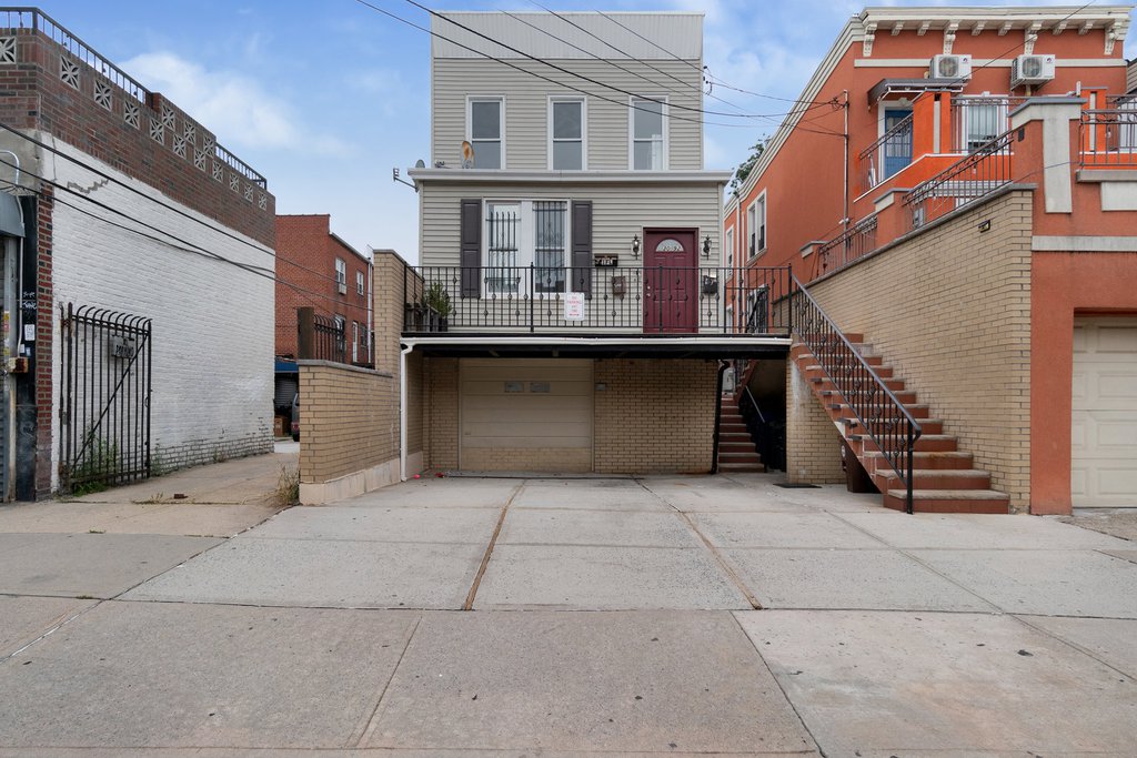 30-92 42nd Street – For Sale photo 15