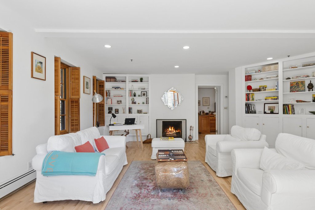 37B Crosby Street, Unit 3 photo 3