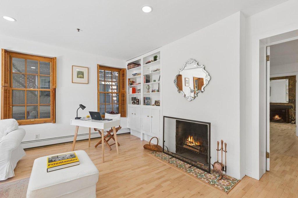 37B Crosby Street, Unit 3 photo 4