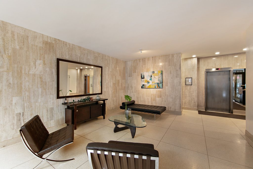 201 West 21st Street, Unit 6H photo 5