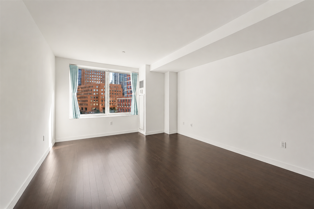 306 Gold Street, Unit 8E photo 2