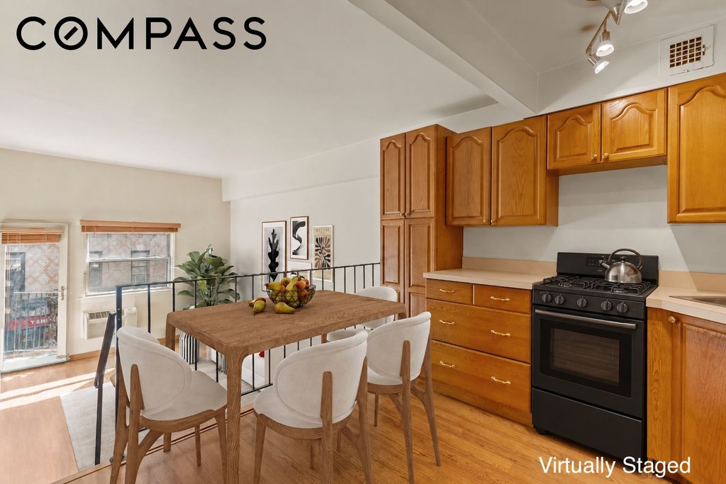 211 Thompson Street, Unit 2F photo 3