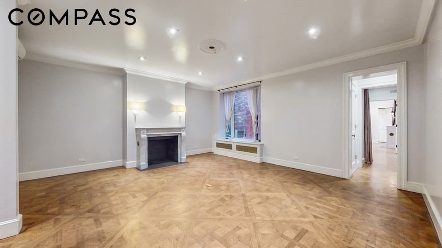 44 East 65th Street, Unit 1B