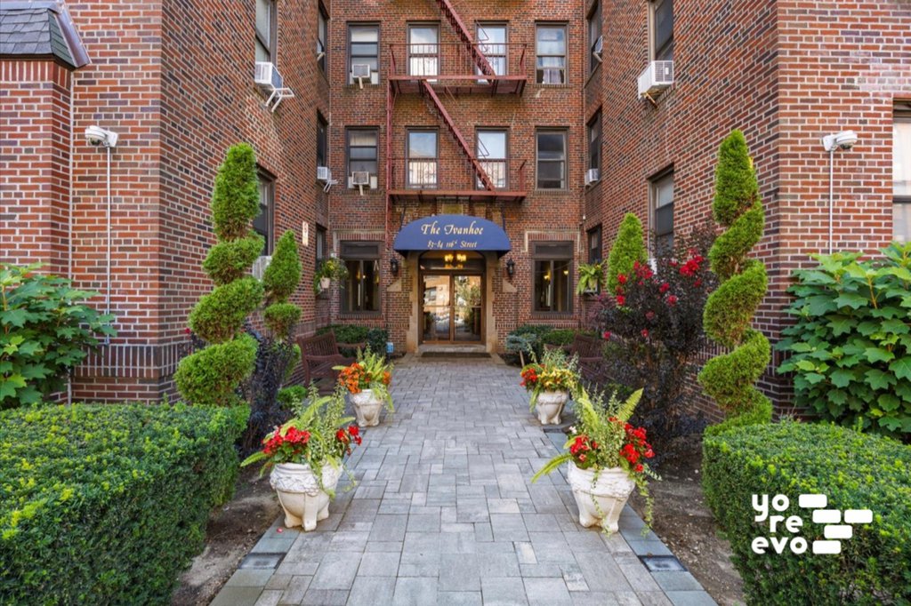 83-84 116th Street, Unit 4A photo 17