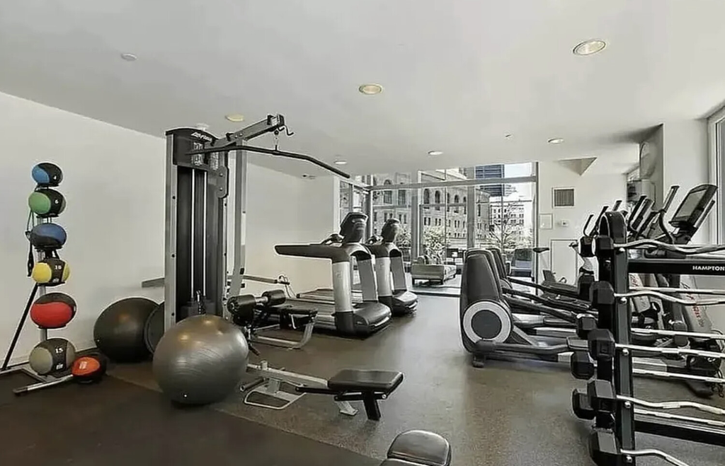 90 William Street, Unit 14D photo 8