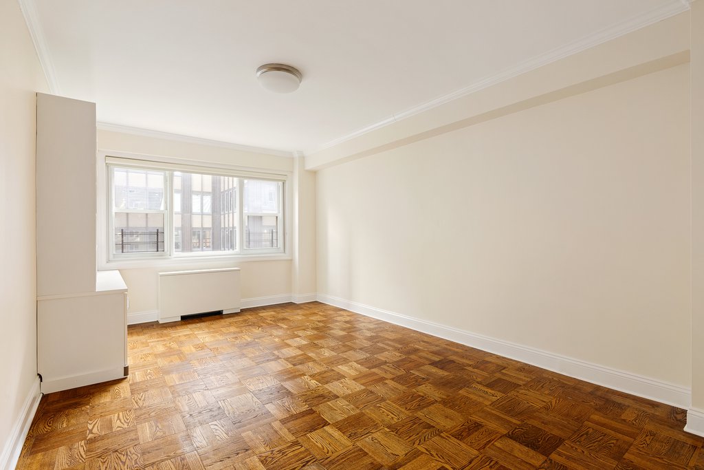 345 East 56th Street, Unit 7J photo 13
