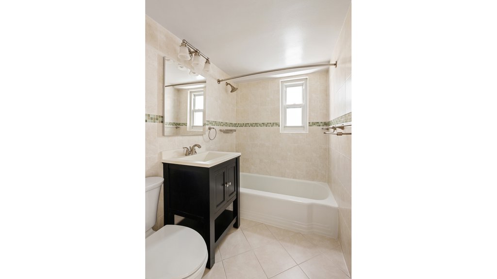 345 East 56th Street, Unit 7J photo 17