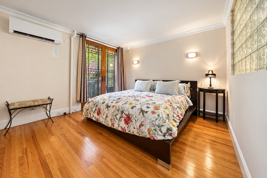 350 Convent Avenue, Unit 1 photo 5