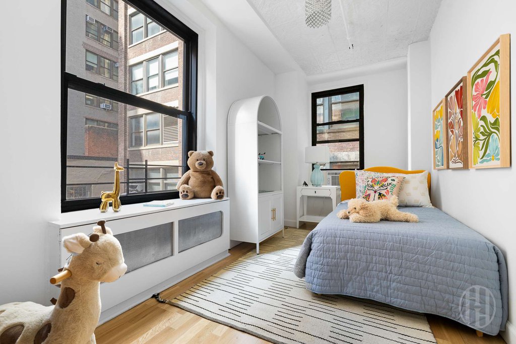 133 West 28th Street, Unit 3C photo 7