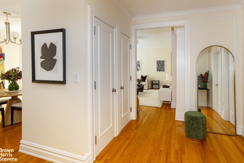 500 West End Avenue, Unit 2E photo 3