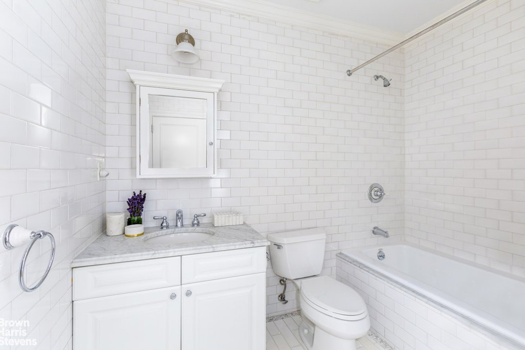 500 West End Avenue, Unit 2E photo 9