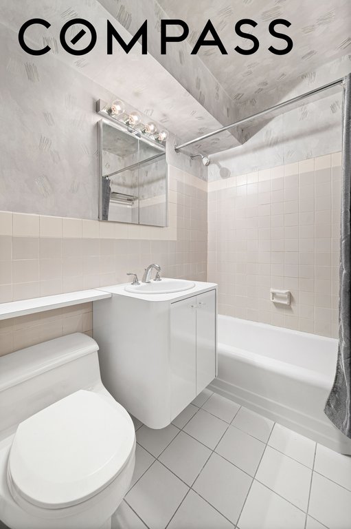 303 West 66th Street, Unit 11KE photo 5