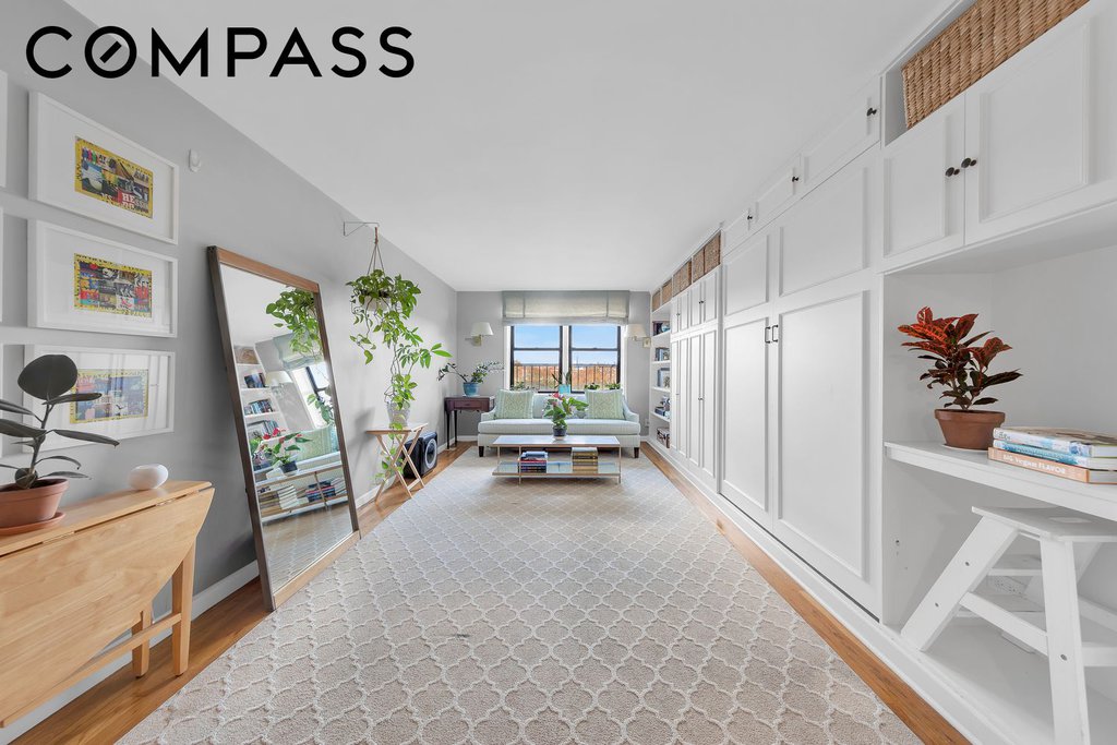 414 Elmwood Avenue, Unit 6H photo 2