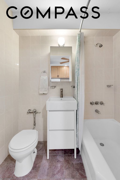 414 Elmwood Avenue, Unit 6H photo 5