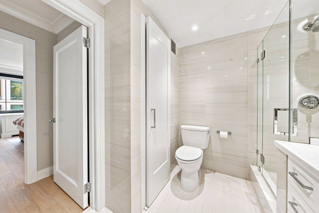 10 West 66th Street, Unit 14E photo 6