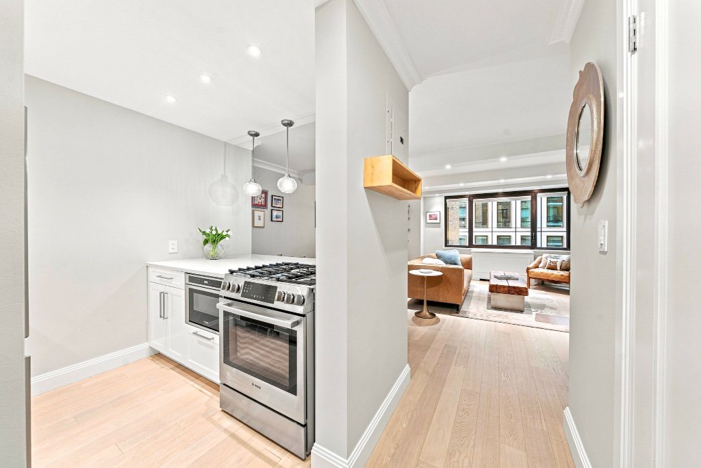 10 West 66th Street, Unit 14E photo 11