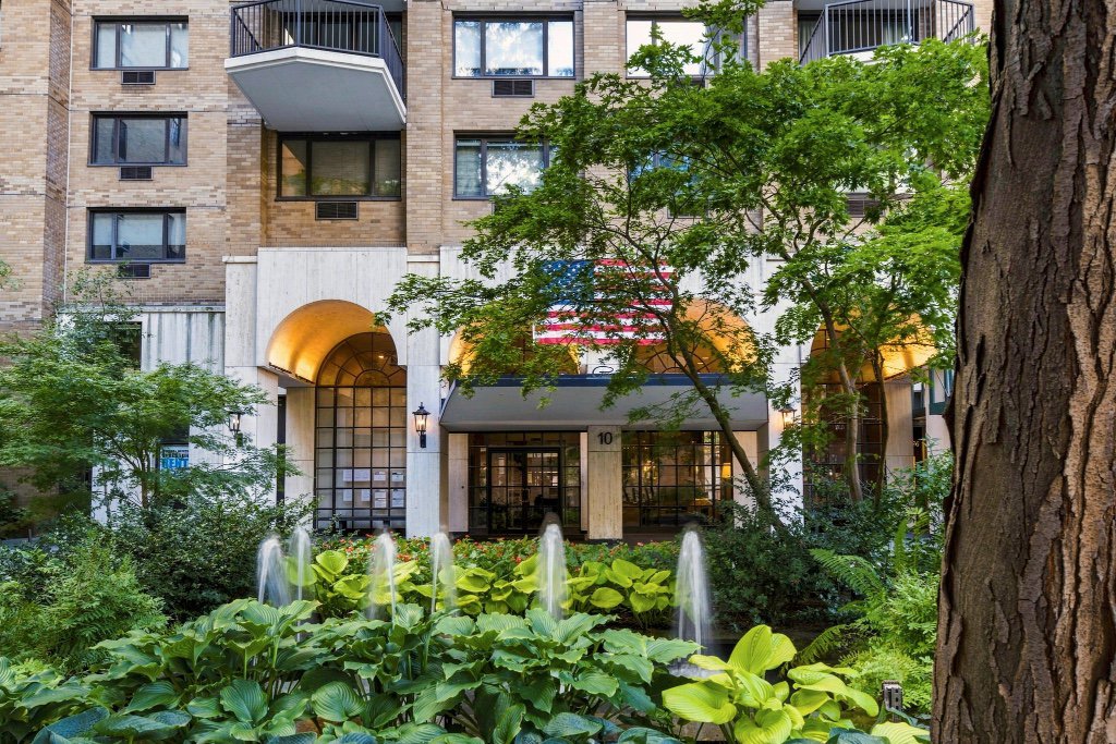 10 West 66th Street, Unit 14E photo 22