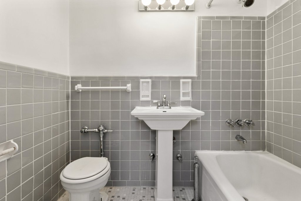 185 Prospect Park Southwest, Unit 304 photo 15