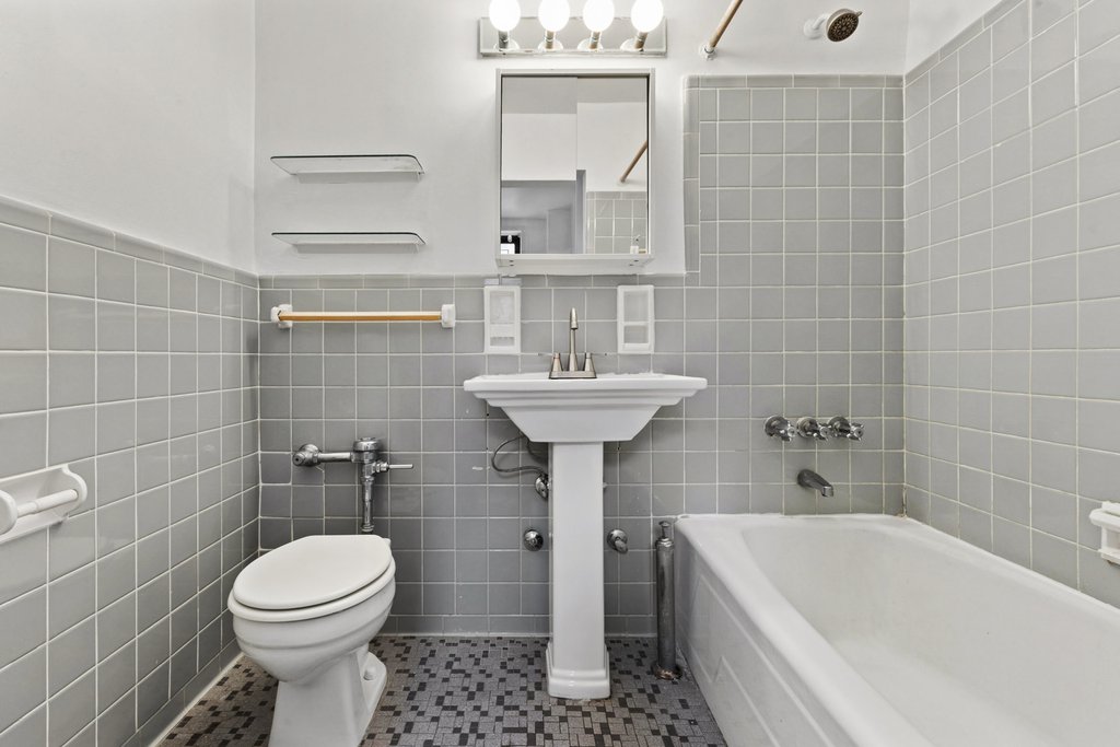 185 Prospect Park Southwest, Unit 304 photo 16