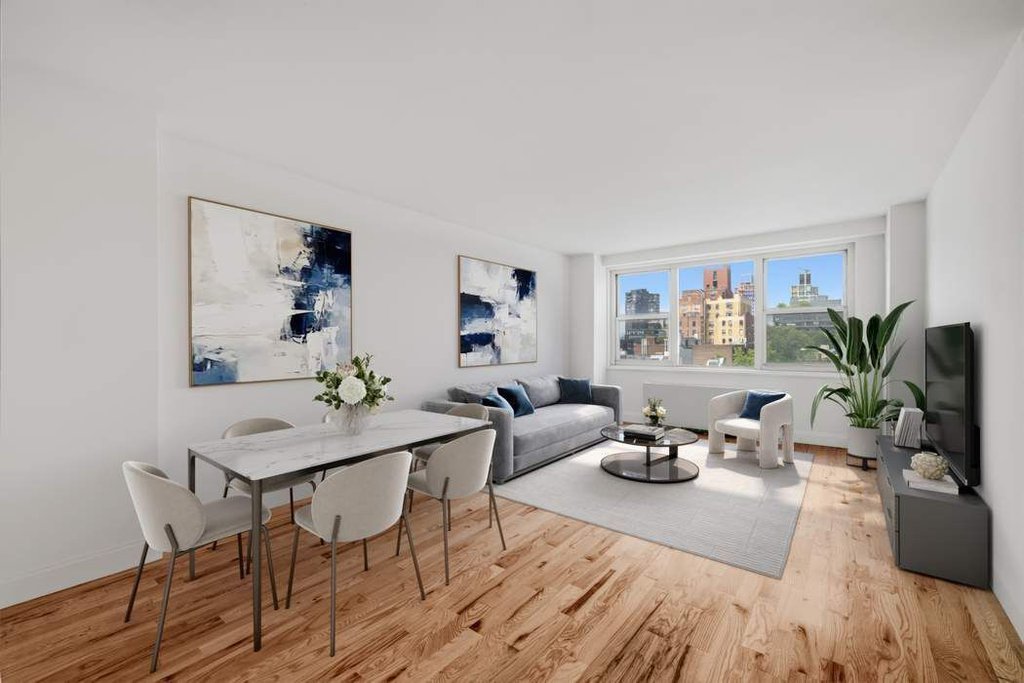 360 West 22nd Street, Unit 8D
