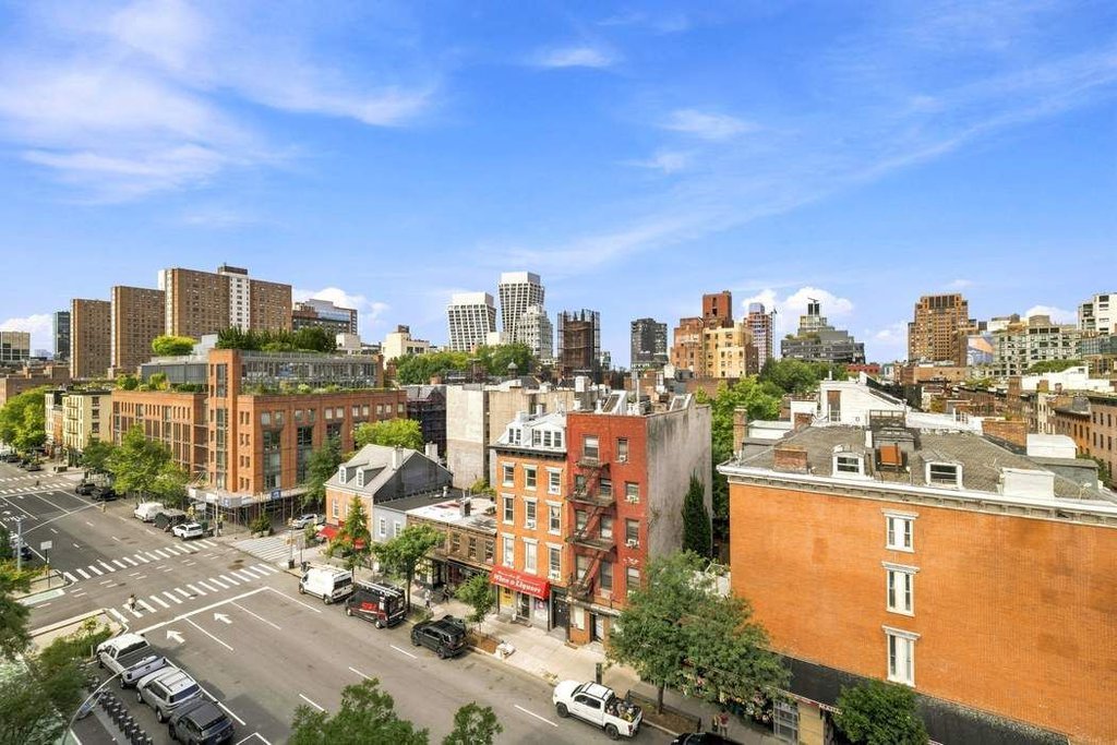 360 West 22nd Street, Unit 8D photo 9