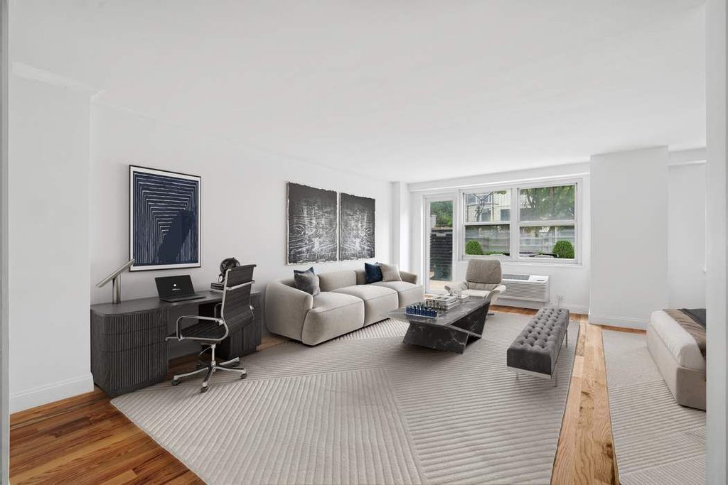 360 West 22nd Street, Unit 1R