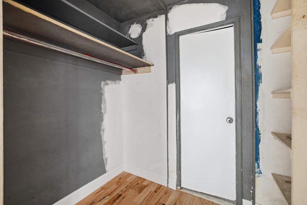 360 West 22nd Street, Unit 1R photo 15