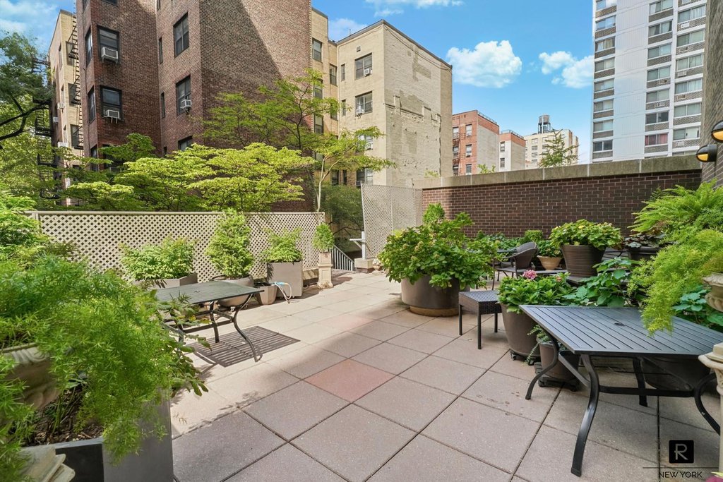 100 West 94th Street, Unit 17D photo 14