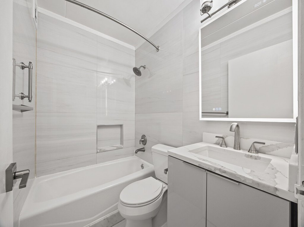 220 Manhattan Avenue, Unit 2N photo 19