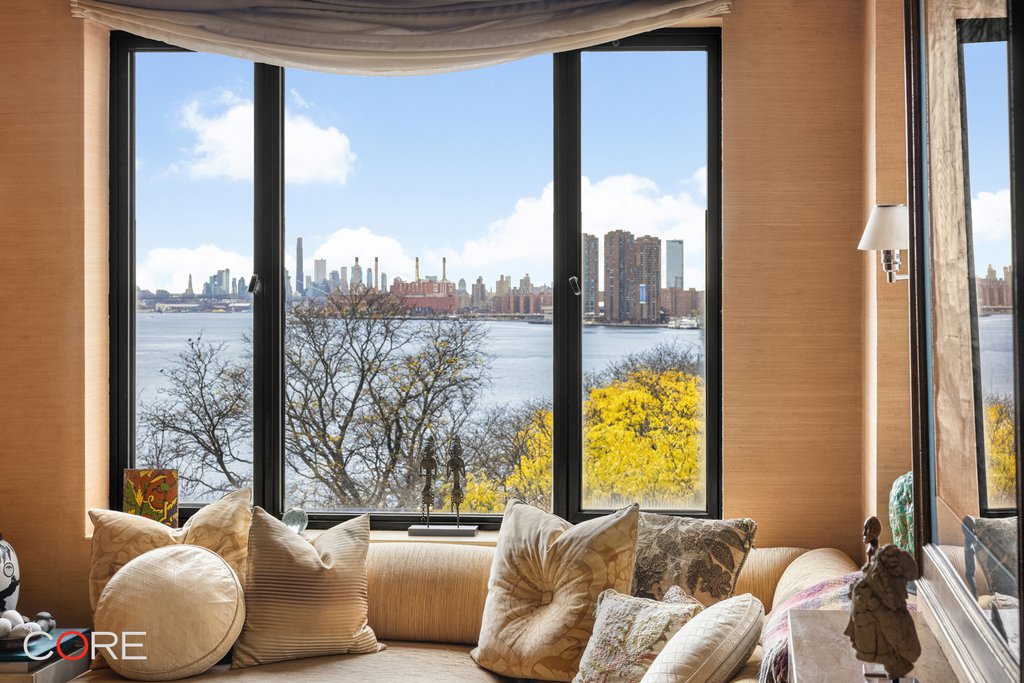 450 East 52nd Street, Unit 2/3 photo 11