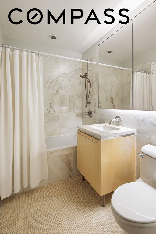 200 Chambers Street, Unit 5H photo 9