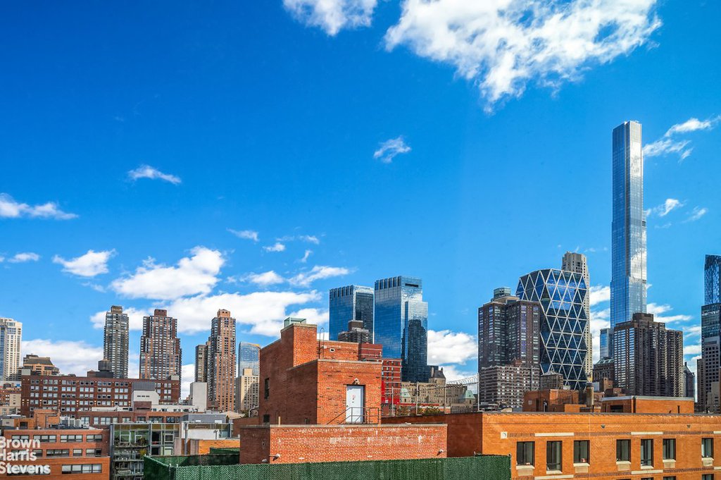 432 West 52nd Street, Unit 7H photo 8