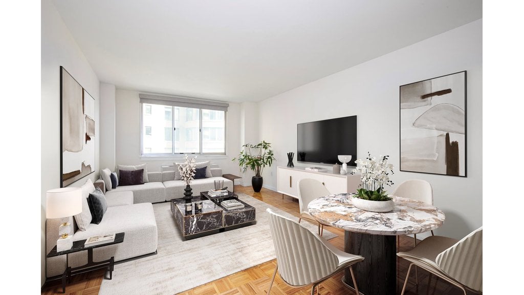 308 East 38th Street, Unit 8D