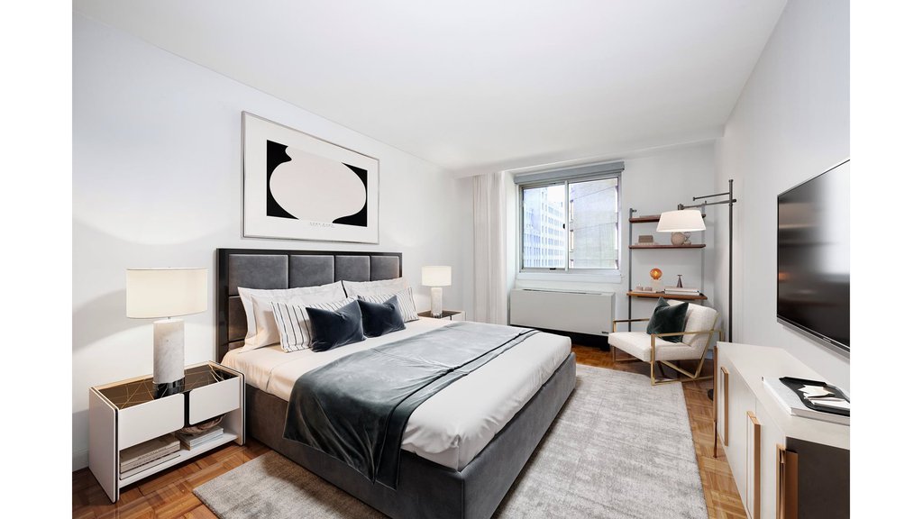 308 East 38th Street, Unit 8D photo 2