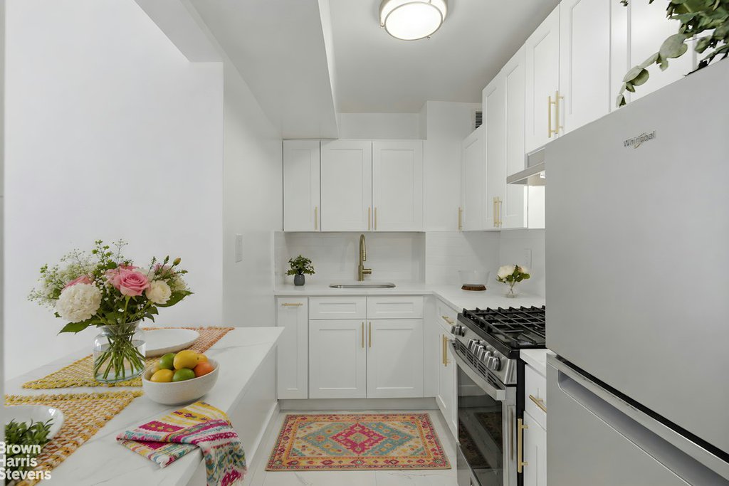 400 East 17th Street, Unit 600