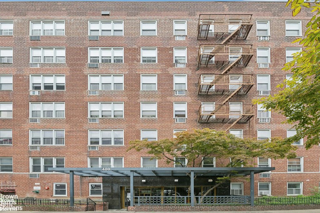 400 East 17th Street, Unit 600 photo 9