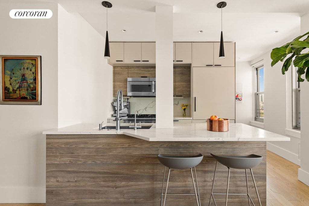 1 Plaza Street West, Unit 14A photo 5