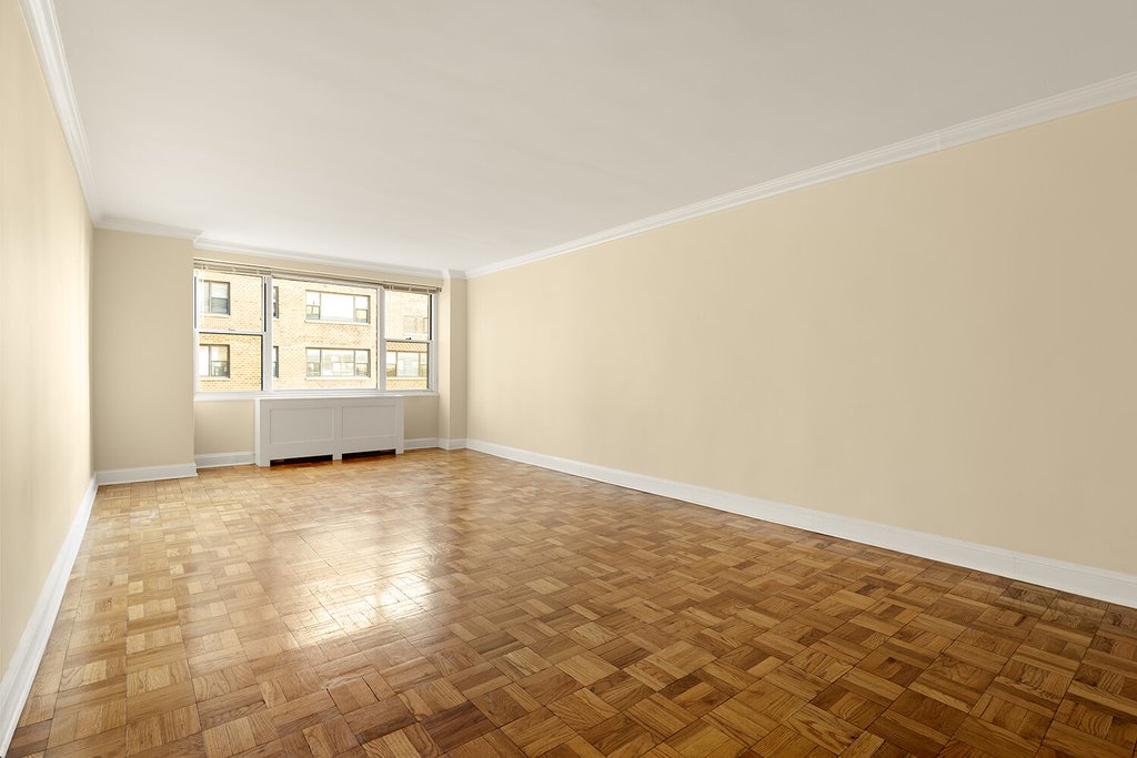 340 East 64th Street, Unit 11A photo 2