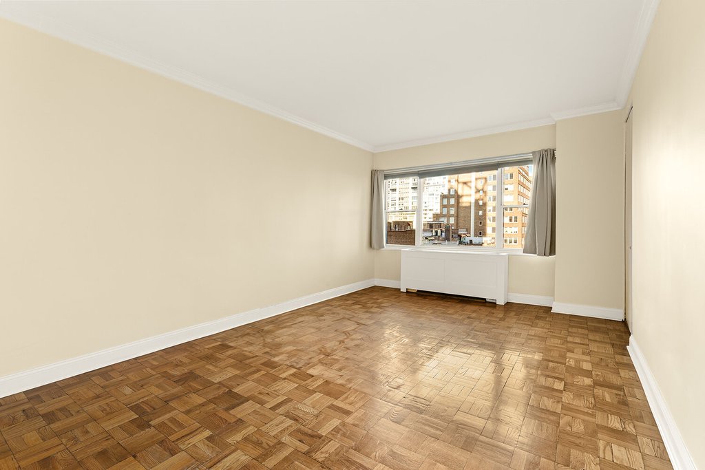 340 East 64th Street, Unit 11A photo 6