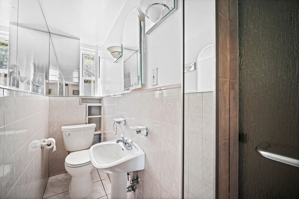 10 Mitchell Place, Unit 3A photo 6