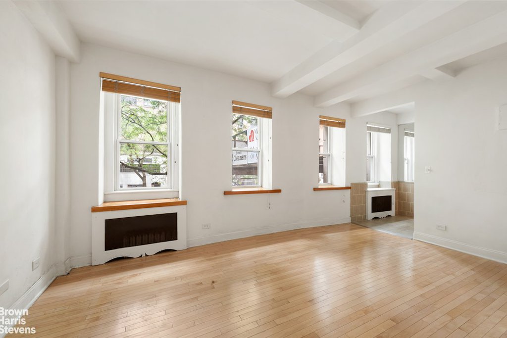 116 West 72nd Street, Unit 2B photo 2