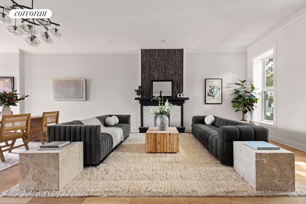 1555 Pacific Street – For Sale
