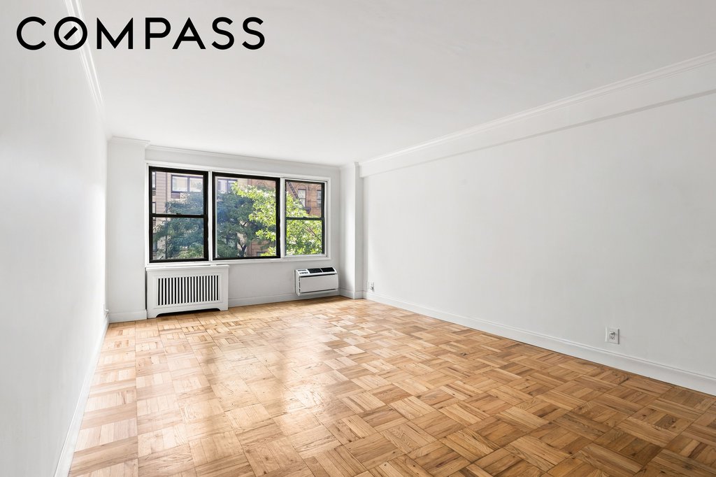 333 East 34th Street, Unit 3H photo 2