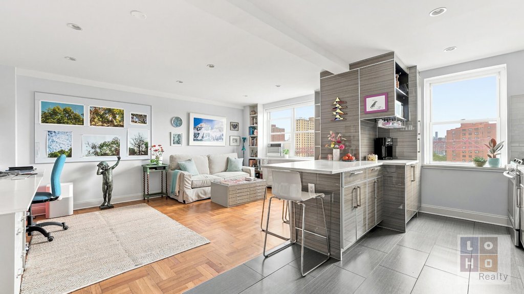 530 Grand Street, Unit F8C photo 4