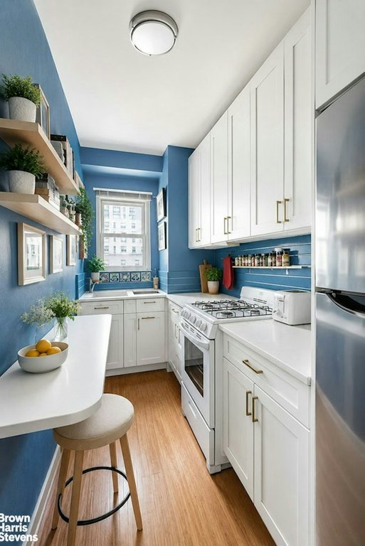 144 East 84th Street, Unit 12F photo 2
