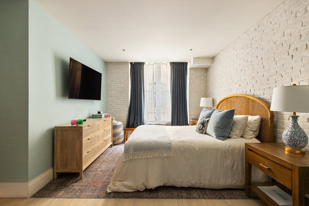 14 Jay Street, Unit 4 photo 6